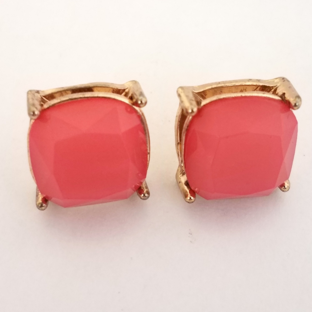 Pink Acrylic Faceted Stone Gold Tone Earrings